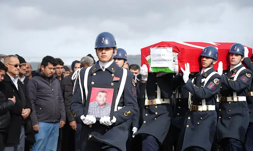 Milas Gazisine Ağladı: Mehmet Dağ Askeri Törenle Uğurlandı