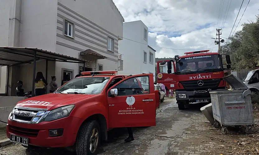 Milas'ta Korkutan Yangın: Çamaşır Makinesi Alev Aldı
