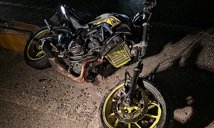 Milas'ta Motosikletler Birbirine Girdi: 2 Kişi Yaralandı