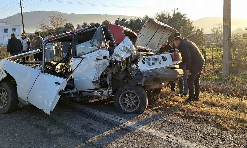 Milas'ta Zincirleme Kaza: Üç Araç Birbirine Girdi, 1 Kişi Yaralandı